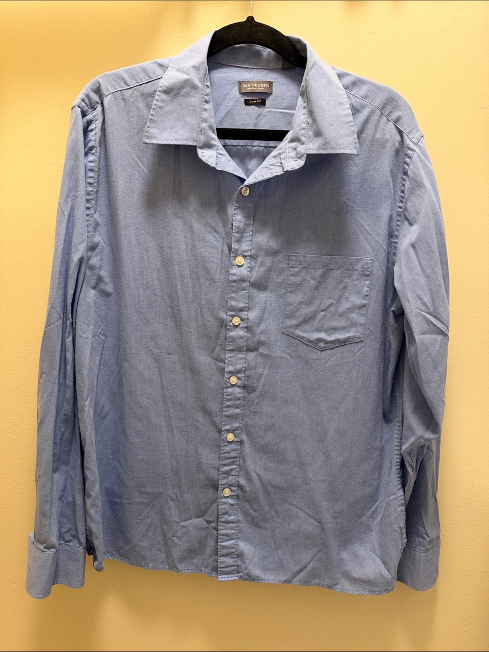 Van Heusen Men's Light Blue Long Sleeve Button-Up Shirt Size L 16-16 1/2